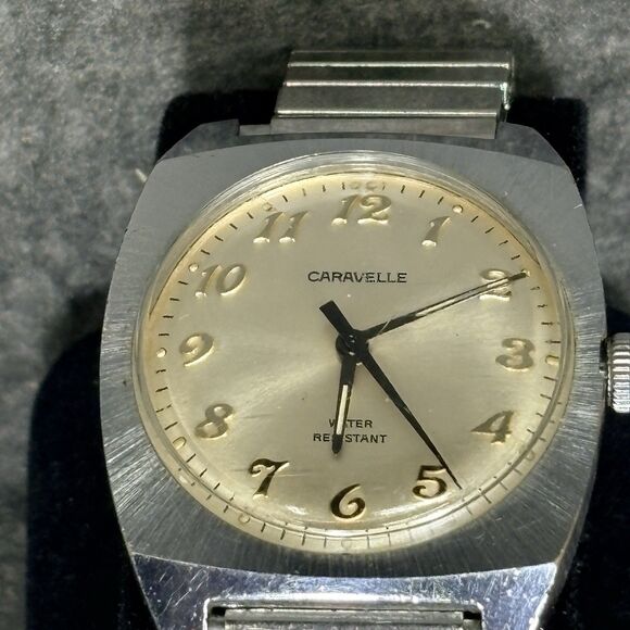 1965 Caravelle 17J Bulova Silver Toned Black Hands Sweep Second Mens Wrist Watch main image 4